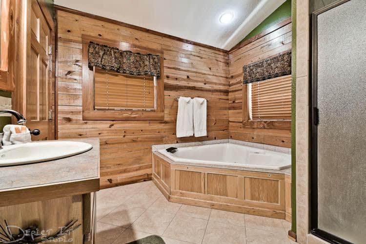 Secluded Cabin In The Woods! 1 Story Villa Eureka Springs Luaran gambar